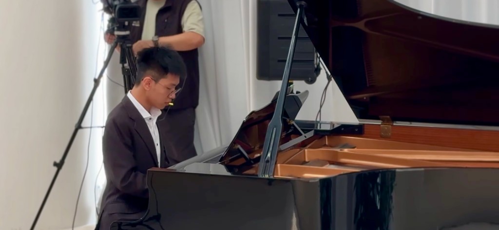 Jimmy at the piano — ChordReflex creator